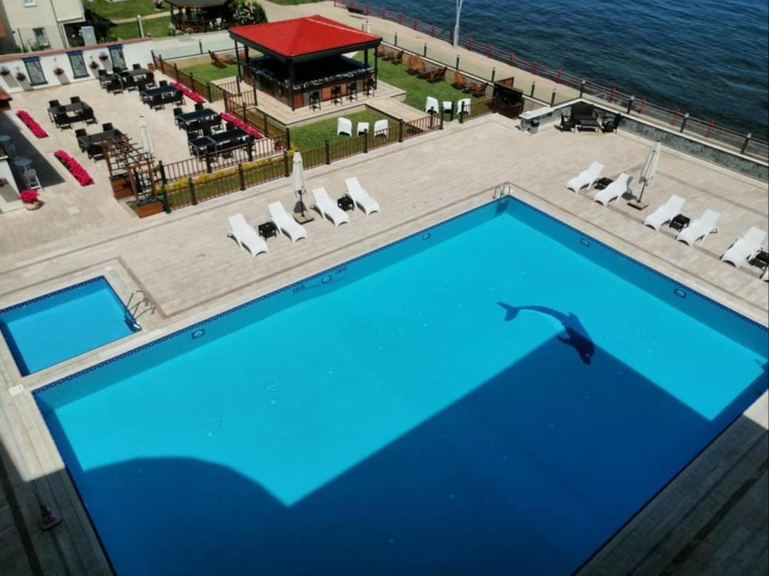 קוג'לי Blue Pier Hotel מראה חיצוני תמונה